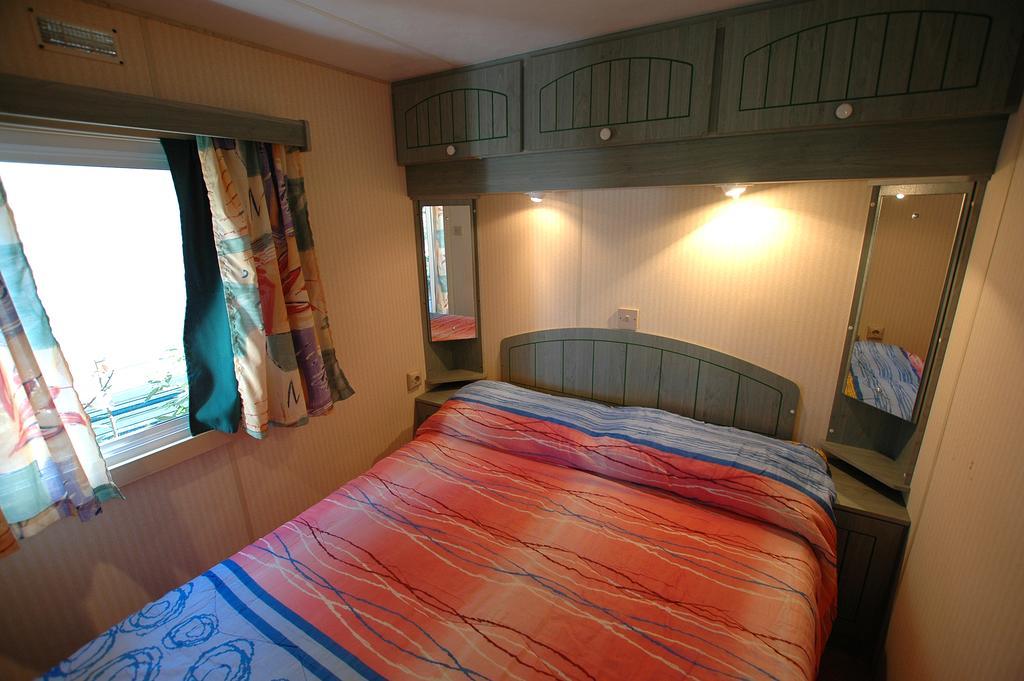 Camping Europa 2 Hotel Capoliveri  Habitación foto