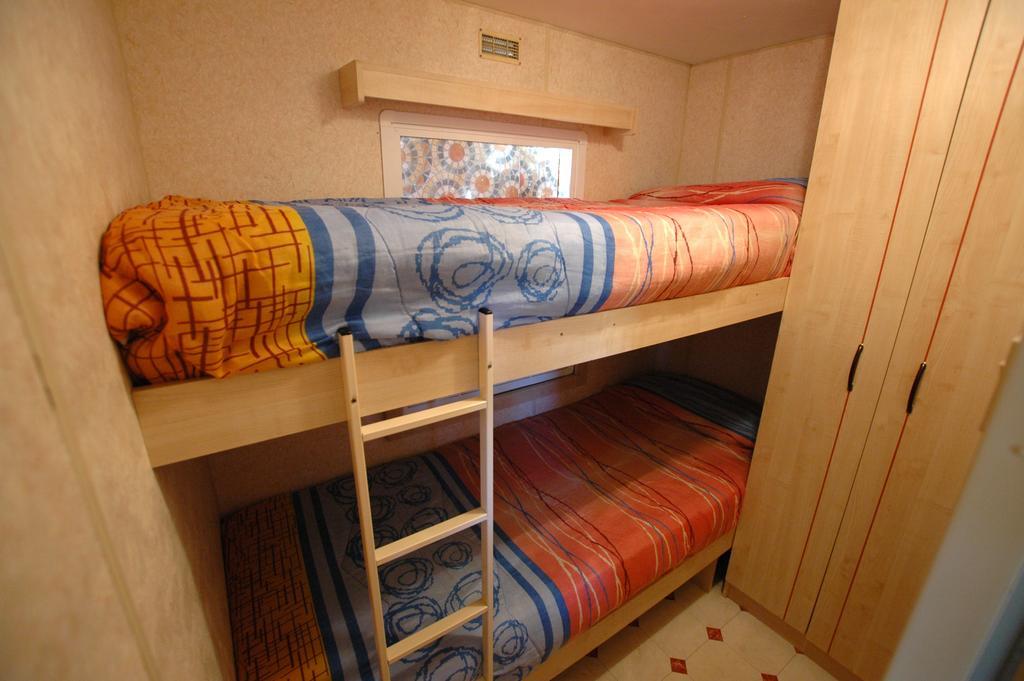 Camping Europa 2 Hotel Capoliveri  Habitación foto