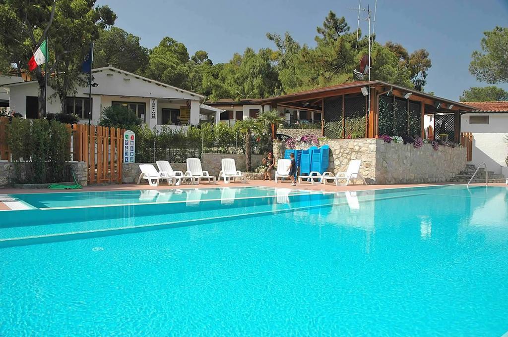 Camping Europa 2 Hotel Capoliveri  Exterior foto